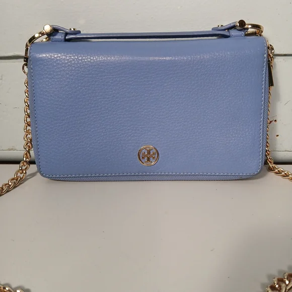 Tory Burch Blue Leather Landon Travel Wallet - Picture 2 of 13